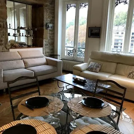 Appartement Vue Sur L'eau *