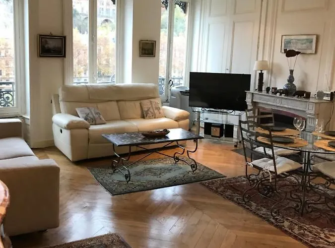 Apartment Vue Sur L'eau Lyon