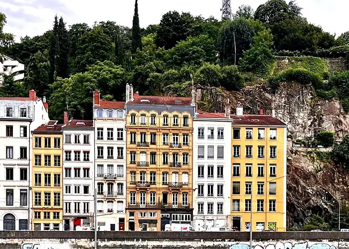 Vue Sur L'eau *