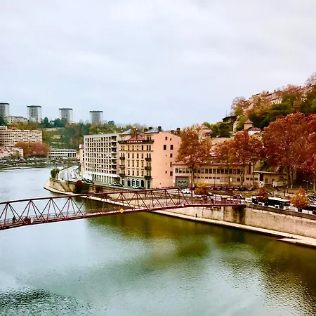 Vue Sur L'eau Διαμέρισμα Λυών